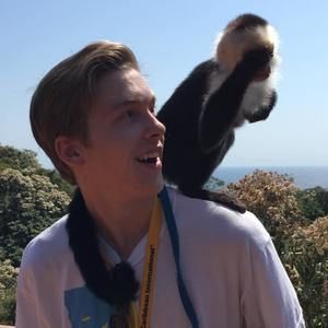 Meet your Posher, Sam